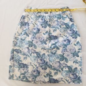 Vintage 90s skirt.